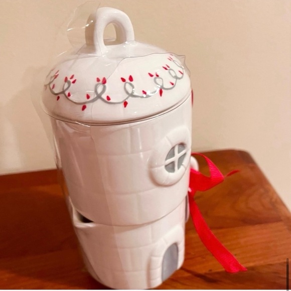 NWT-Beautiful Magenta Home Christmas House Creamer and Sugar Holder with Spoon. - Picture 4 of 6